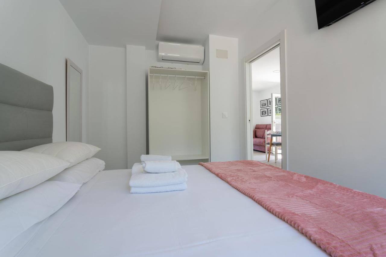 Solpor Galitrips - Apartamentos Corcubion Exterior photo